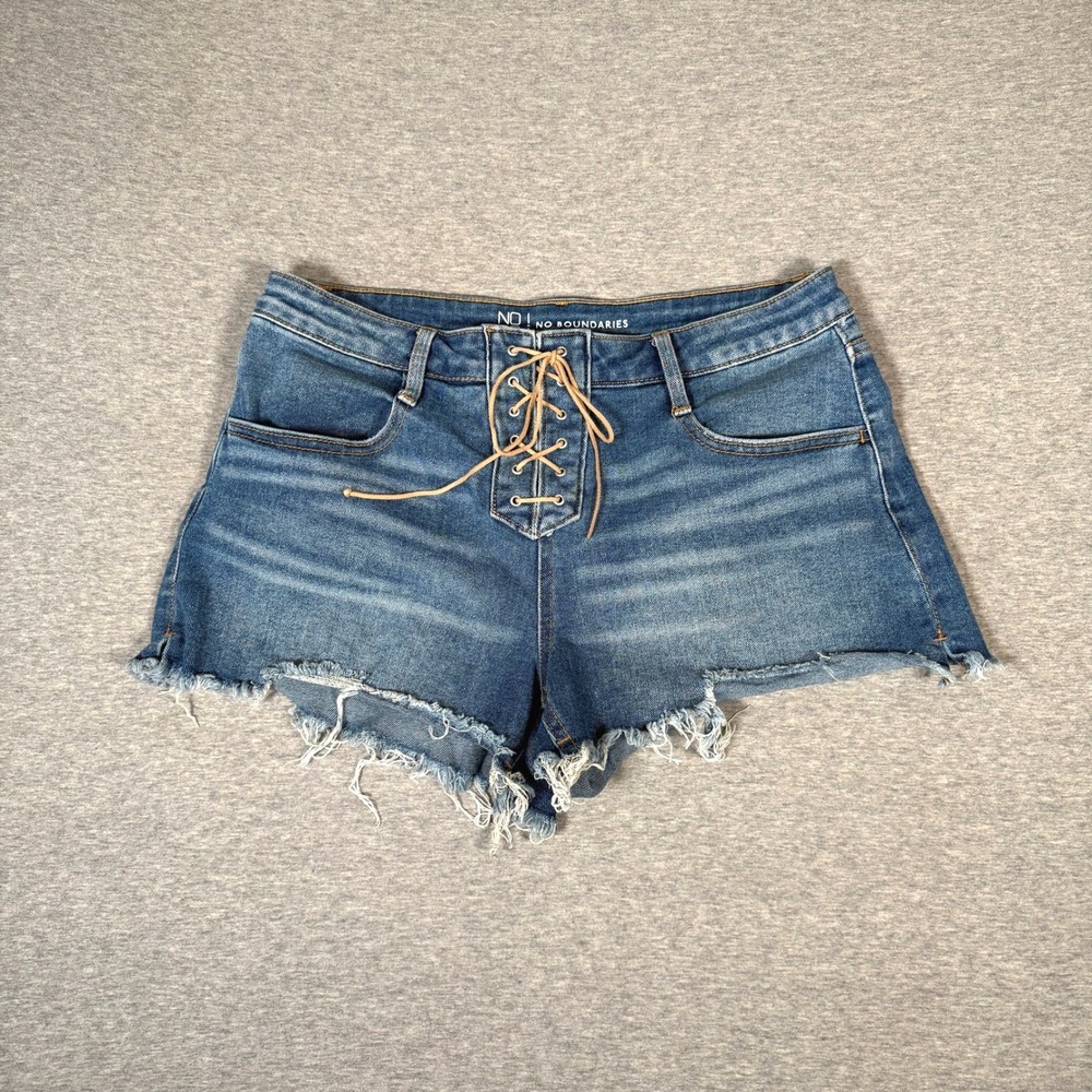 No Boundaries Womens Lace Up Front Denim Shorts Medium Wash Frayed Hem Size 11